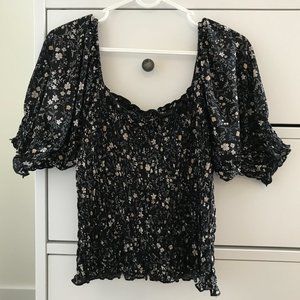 Black Gathered Puff Sleeve Blouse